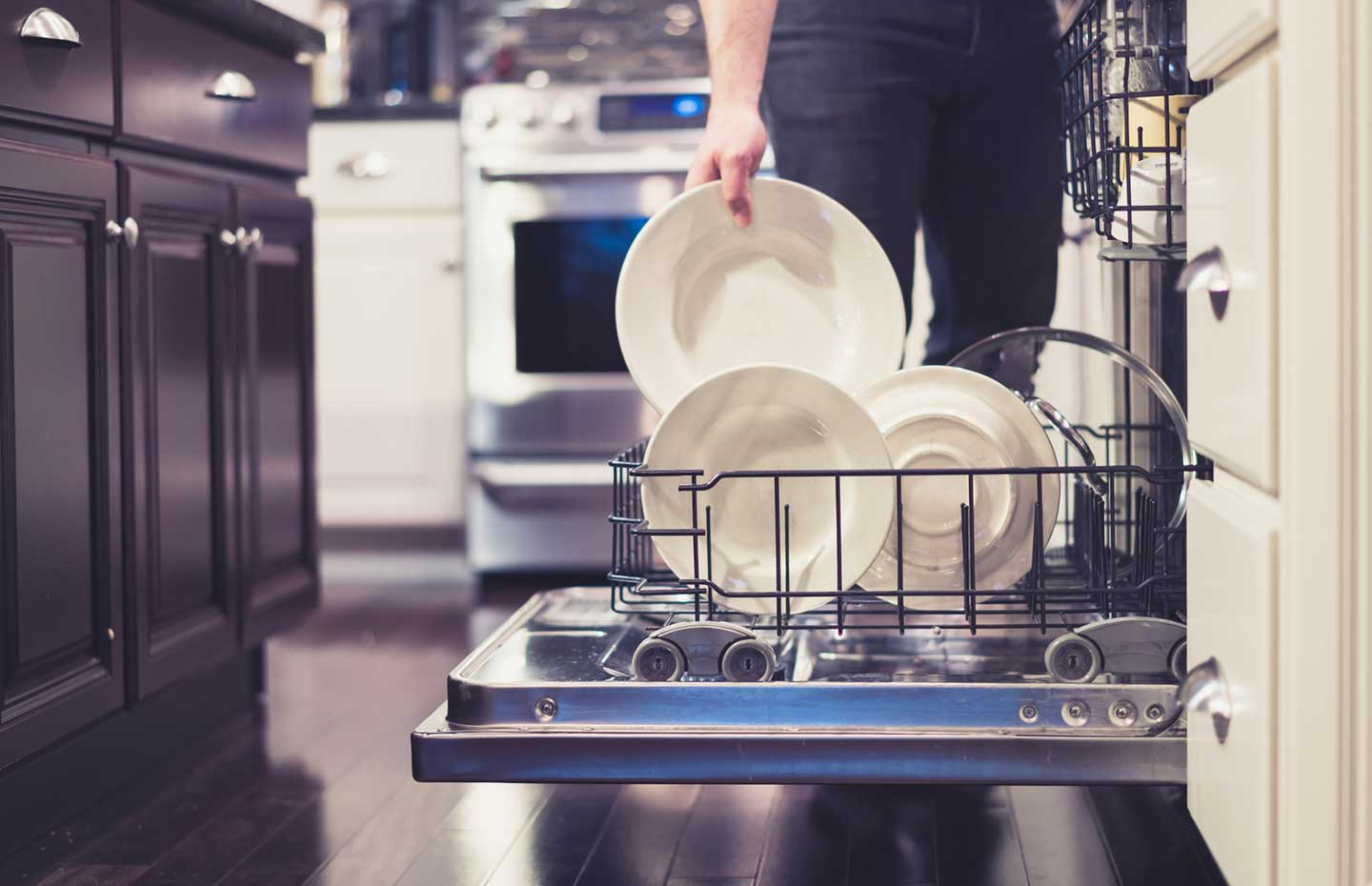 What Not to Put in a Dishwasher 13 Mistakes to Avoid